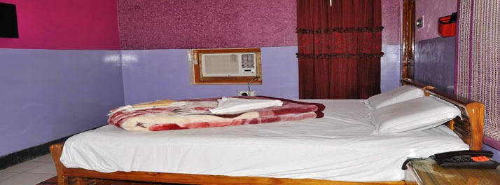 2059/Hotel Regency - Orai 02.jpg